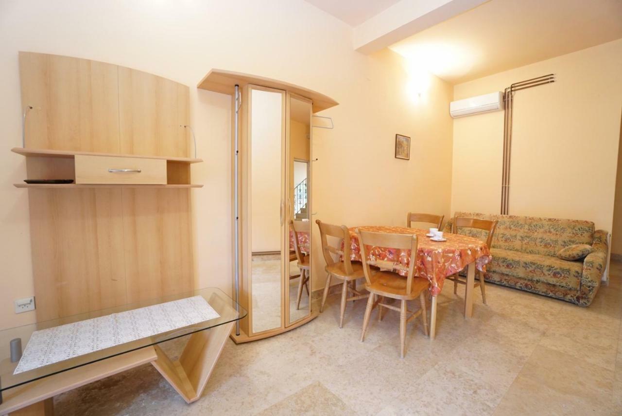 זמברטיה Apartments Branka מראה חיצוני תמונה