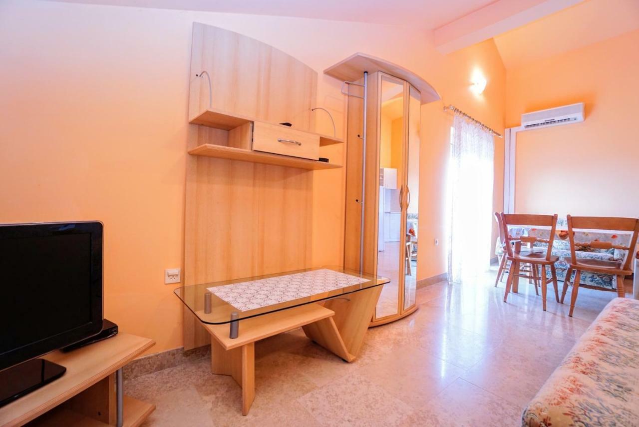 זמברטיה Apartments Branka מראה חיצוני תמונה